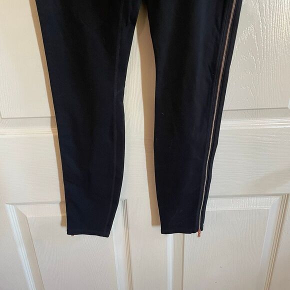 Athleta Medium Black High Rise Copper Zipper Legging - Picture 4 of 8